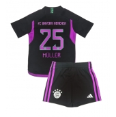 Bayern Munich Thomas Muller #25 Replika Bortatröja Barn 2023-24 Kortärmad (+ byxor)