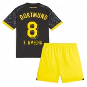 Borussia Dortmund Felix Nmecha #8 Replika Bortatröja Barn 2023-24 Kortärmad (+ byxor)