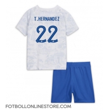 Frankrike Theo Hernandez #22 Replika Bortatröja Barn VM 2022 Kortärmad (+ byxor)