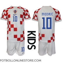 Kroatien Luka Modric #10 Replika Hemmatröja Barn VM 2022 Kortärmad (+ byxor)