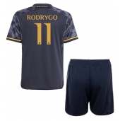 Real Madrid Rodrygo Goes #11 Replika Bortatröja Barn 2023-24 Kortärmad (+ byxor)